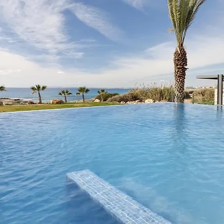 Elegance Beachfront Βίλα *