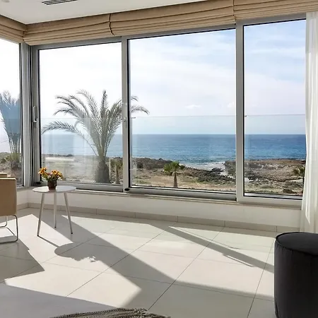 Elegance Beachfront