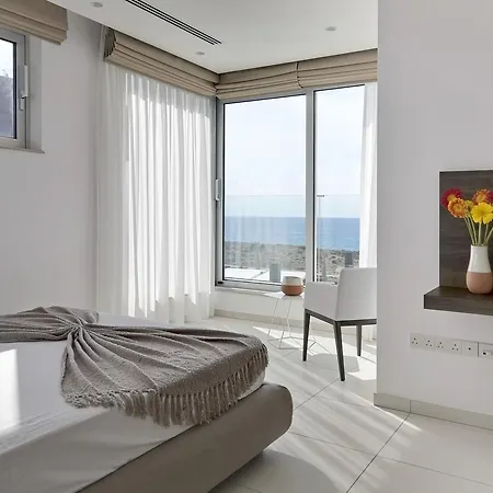 Elegance Beachfront *
